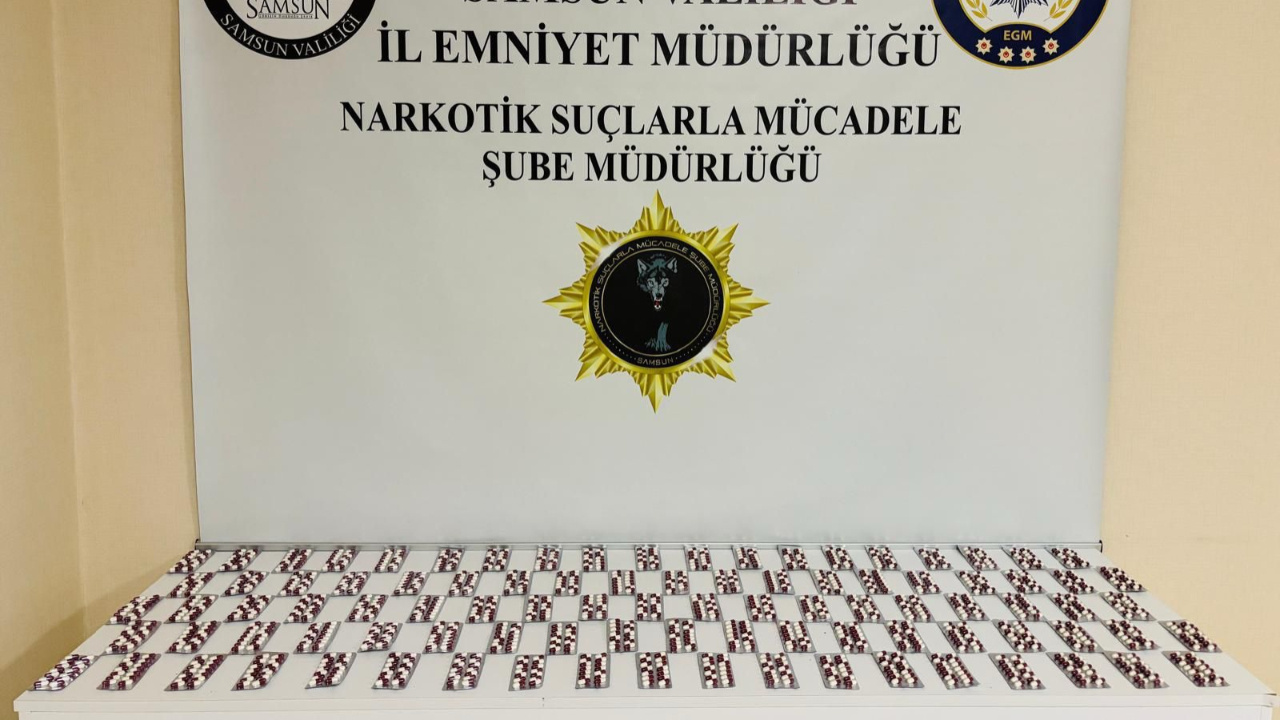 Samsun’da Narkotik Operasyonu: Bin 500 Sentetik Ecza Ele Geçirildi