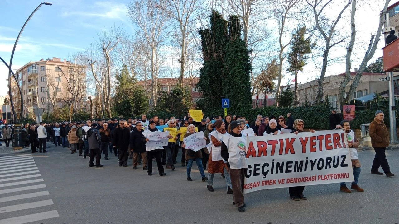 Tüm Emekliler Derneği’nden ‘Refah Payı’ Talebi! ‘En Çok Biz Mağdur Olduk’