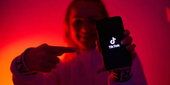Tiktok'ta saat 22.00'den sonra kullanıcıların akışı kesintiye uğrayacak! İlginç özellik kullanıma sunuldu