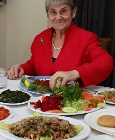Omega-3 deposu, domatesten 100 kat daha faydalı! Prof. Dr. Canan Karatay’ın favori besini