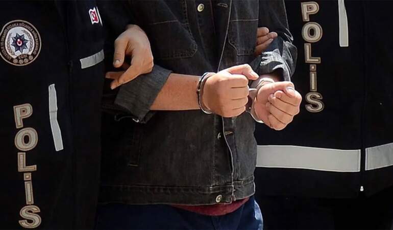 İzmir ve İstanbul’da sahte içki operasyonu: 3 kişi tutuklandı