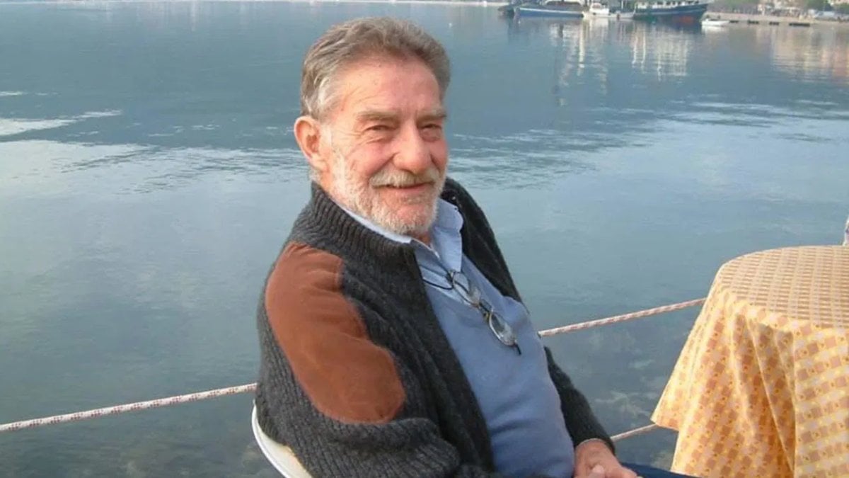 Yeşilçam’ın usta ismi Ahmet Mekin hastaneye kaldırıldı