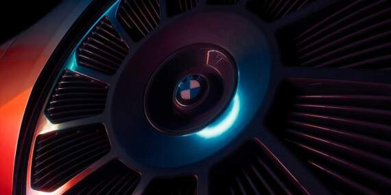 BMW o gizemli modeli sonunda tanıttı! 23-26 Mayıs tarihleri arasında…