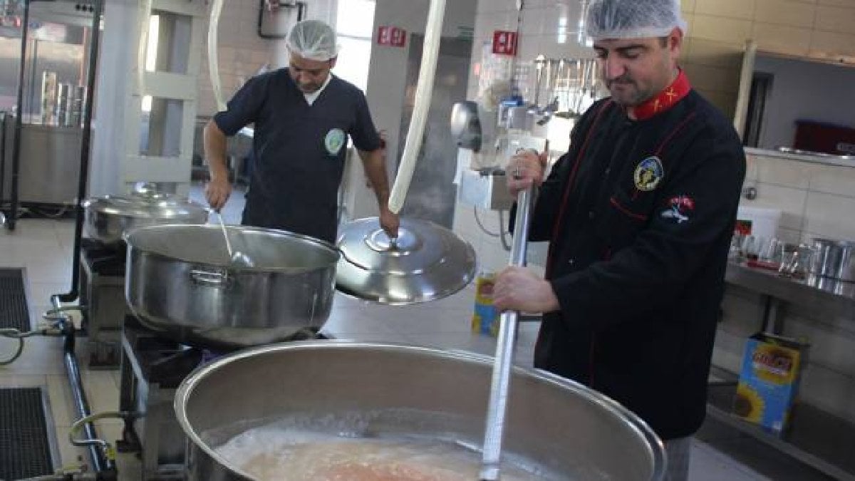 Manisa Belediyesi başlattı herkes bayram etti! Yıl boyu devam edecek… Herkese örnek oluyor