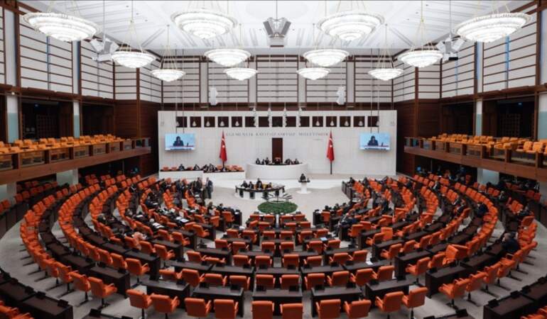 Yetkiler adım adım merkeze çekiliyor! Belediyelerin yetkisi sona mı eriyor?