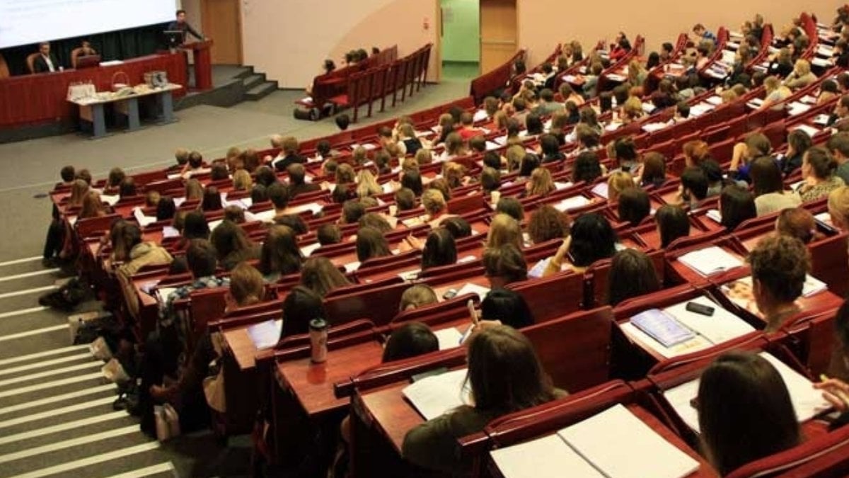 Devlet Üniversitelerine profesör ve doçent atamaları esnetildi