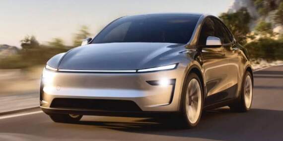 Türkiye’de Tesla çılgınlığı bitmiyor: 2.66 milyonluk Model Y Long Range  dakikalar içinde tükendi! Gözler yarınki satışta