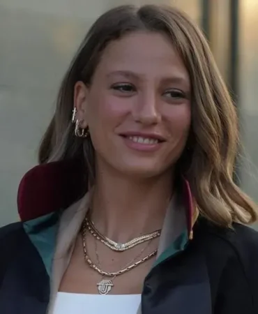 Serenay Sarıkaya’dan milyonluk imza: Reklam devleri peşini bırakmıyor: Güzel oyuncu dzileri bıraktı