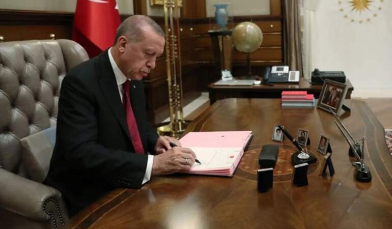 Milli Eğitim’de deprem gibi karar! Cumhurbaşkanlığı kararıyla 9 ilin milli eğitim müdürü görevden alındı! İşte yeni atamalar