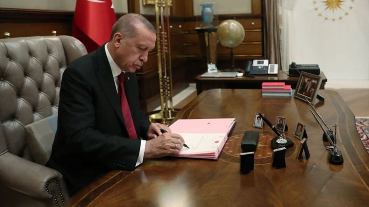 Milli Eğitim’de deprem gibi karar! Cumhurbaşkanlığı kararıyla 9 ilin milli eğitim müdürü görevden alındı! İşte yeni atamalar