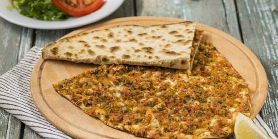 Yaz gelmeden fiyat krizi: Bodrum’da iki bin 500 liralık lahmacuna tepki
