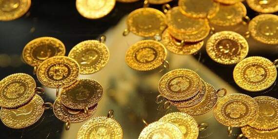 Bir ay sonra ilk: Altın yeniden zirve yolunda