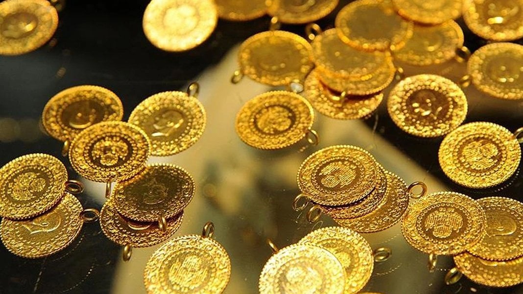 Bir ay sonra ilk: Altın yeniden zirve yolunda