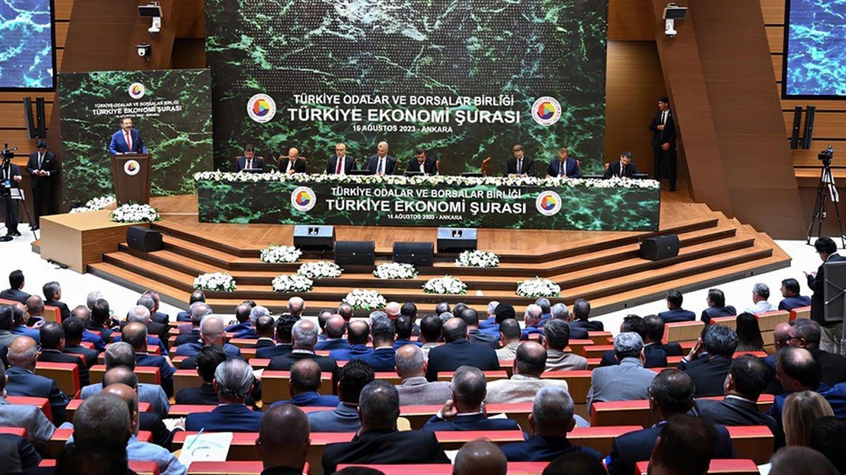 İş dünyası ekonomi yönetimine tepki: Üretemiyoruz, satamıyoruz