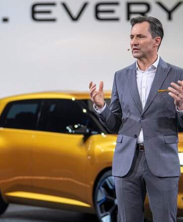 Volkswagen Çinlilere rest çekti! Jet hızında otomobil geliştirilecek