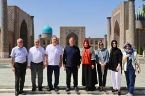 Abdullah Gül’den Özbekistan’a övgü