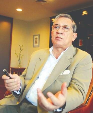 Eski Merkez Bankası Başkanı Rüşdü Saracoğlu vefat etti