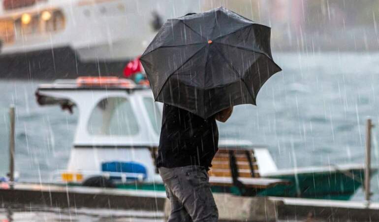 Meteoroloji’den toz taşınımı uyarısı: Sıcaklıklar düşüyor, sağanak yağış geliyor