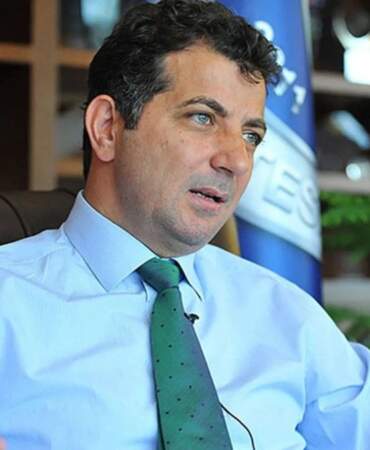 Borsada manipülasyon soruşturması: Ünsal Ban tutuklandı