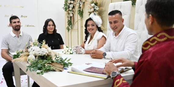 670 çiftin evlendi: 25.05.2025 nikah salonlarını doldurdu