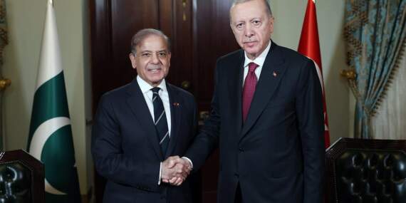 Erdoğan, Pakistan Başbakanı Şerif ile görüştü