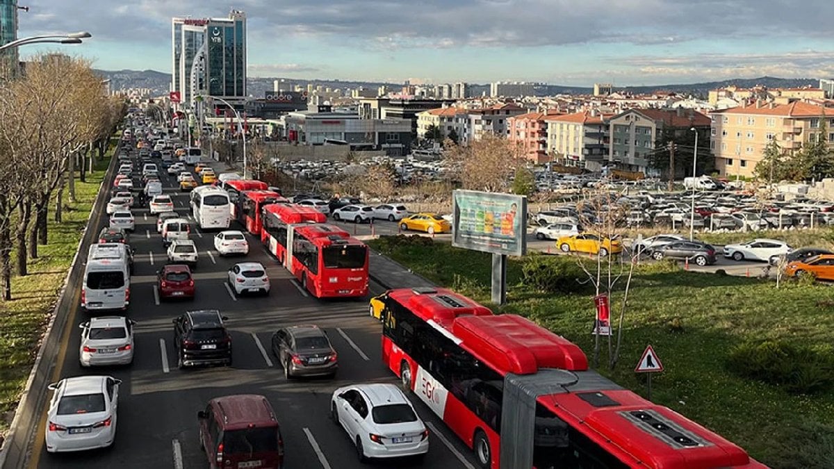Ulaşımda yeni dönem başlıyor! Bakanlık düğmeye bastı: 3 ay boyunca ücretsiz…