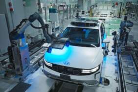 Hyundai’den devrim gibi teknoloji! Artık arabanızı robot şarj edecek! İşte o müthiş hamle ve geleceğin şarj sistemi