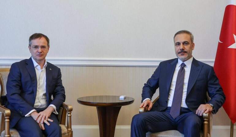 Fidan, Rusya Devlet Başkanı Putin’in Müşaviri Medinskiy ile Moskova’da görüştü