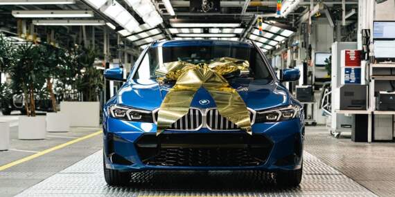 BMW’den yeni rekor! 3 milyonuncu araç banttan indi
