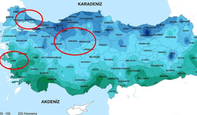 İstanbul ve İzmir’e kırmızı kodlu uyarı! Balkanlar üzerinden geldi: Yüzlercesi bir anda çakacak