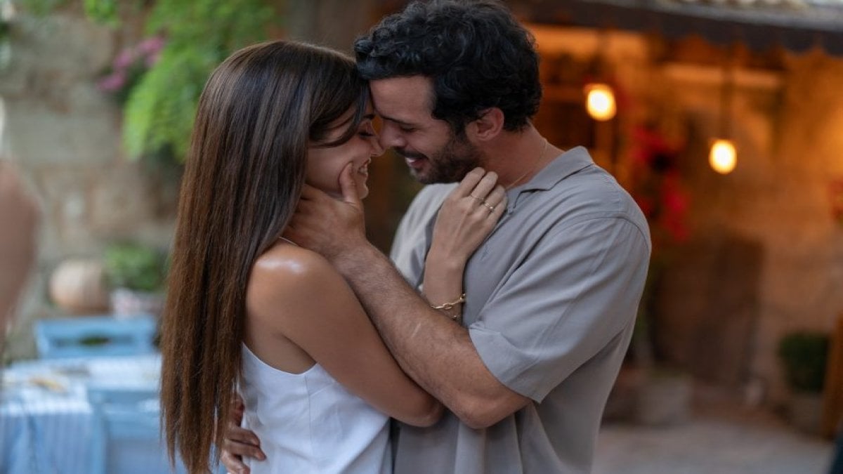 Hande Erçel ve Barış Arduç projelere doyamadı! Bu kez TV için yapıyorlar: Sezonun dizisi belli oldu