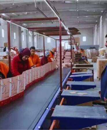 Eşinin bileziğini bozdurdu, hayatı değişti! 20 metrekarelik işi 30 bin metrekare oldu: 750 kişiye patronluk yapmaya başladı