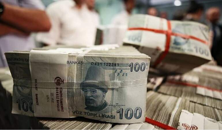 Faiz düştü, hesaplar değişti! 200.000 TL için yeni kredi taksitleri belli oldu