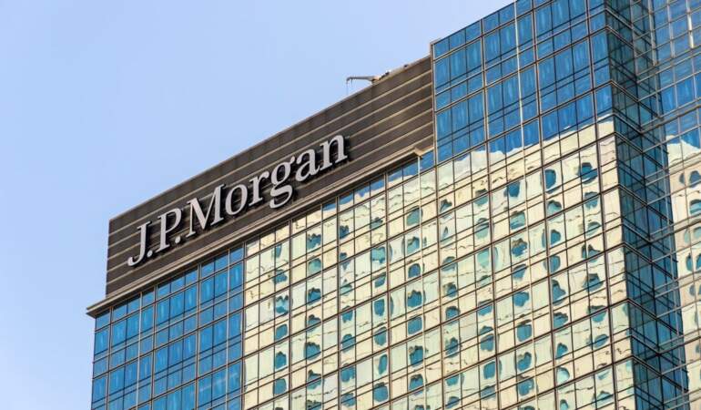 JP Morgan, Türkiye borsası için tavsiyesini ‘nötr’e çekti: Enflasyon ve TL’deki riskler öne çıktı