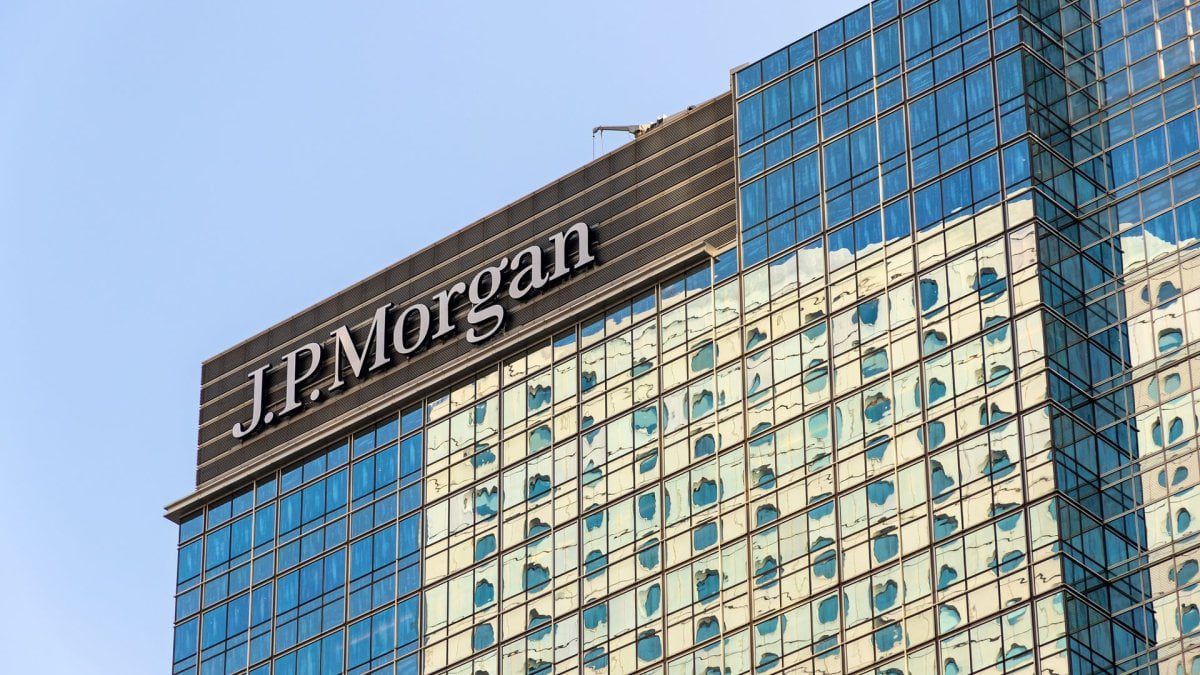 JP Morgan, Türkiye borsası için tavsiyesini ‘nötr’e çekti: Enflasyon ve TL’deki riskler öne çıktı