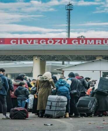 Gönüllü dönüş yaptılar, tek tek gitmeye devam ediyorlar! 1 milyon 126 bin Suriyeli kesin dönüş yaptı