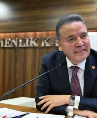 Muhittin Böcek’ten anjiyo açıklaması: Sağlık durumum iyi