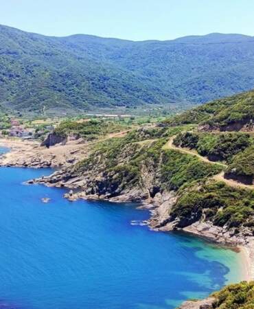 Burası Yunan Adası değil! Türkiye’de denizle doğanın kucaklaştığı yarımada