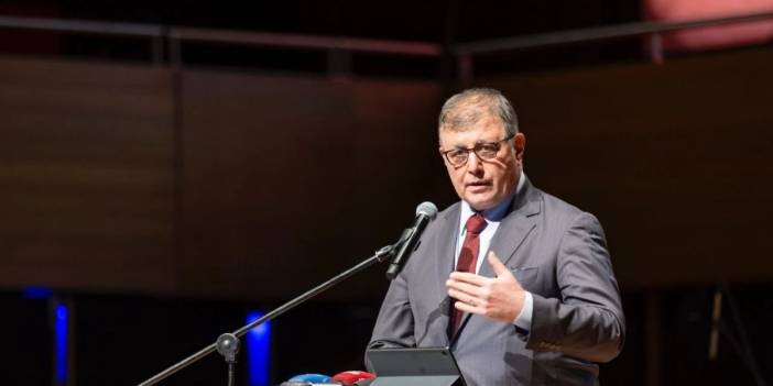 İzmir’deki grevde yeni gelişme... Cemil Tugay: Teklifimizi biraz daha yükselttik