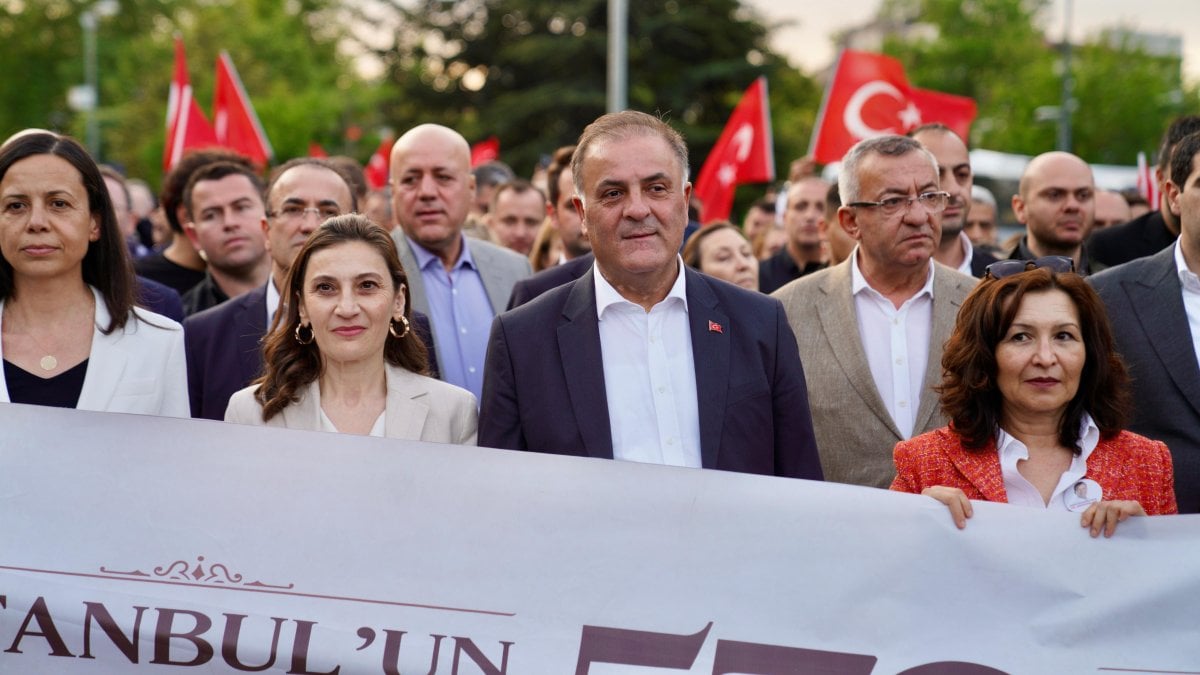 İBB’den Saraçhane’de fetih anması: İstanbul’a sahip çıkmak Fatih’e borcumuz