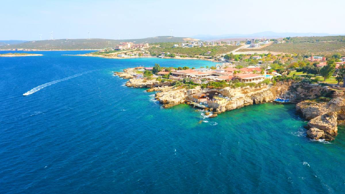 Tatilde yeni trend belli oldu! Cebini düşünen bayram öncesi akına başladı: Yazın gözdesi de Çeşme değil burası olacak!