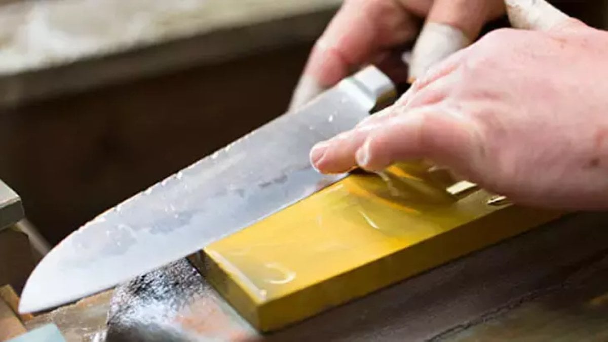 Kurban Bayramı’nda etlerle haşır neşir olacaklar! Bu yöntemle bıçaklarınız keskinleşecek: Üstelik sadece 1 kaşık şeker ile