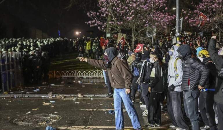 Saraçhane protestolarında tutuklanan gençler 68 gün sonra hakim karşısında