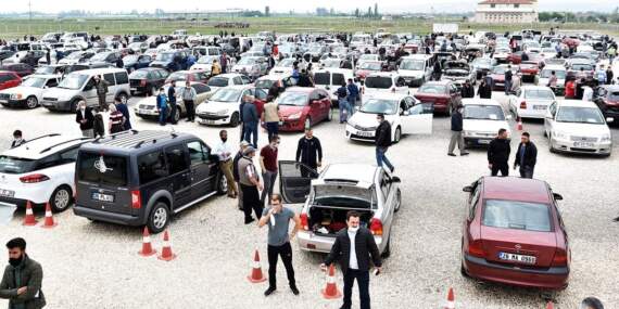 İkinci el araç piyasasında hareketlilik! Fırsat var ama tehlikeye dikkat: Yıllardır işin içinde olanlar bile aldanıyor
