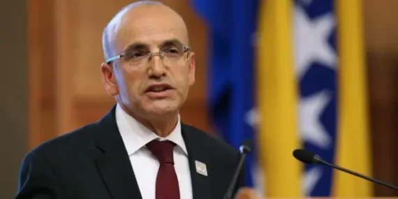 Mehmet Şimşek’e Karşı Komplo Mu? AKP’nin İçindeki Gerginlik ve Görevden Affı Süreci