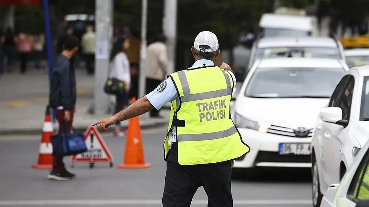 Trafik Denetimlerinde Çarpıcı Tablo: Bir Haftada 150 Binden Fazla Sürücü Radara Takıldı!