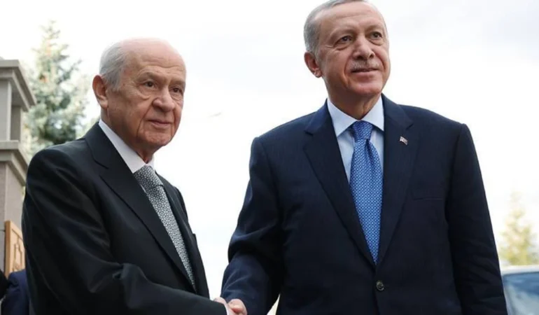 Devlet Bahçeli’den Cumhurbaşkanı Erdoğan’ın “Adaylık Derdim Yok” Sözlerine Net Mesaj