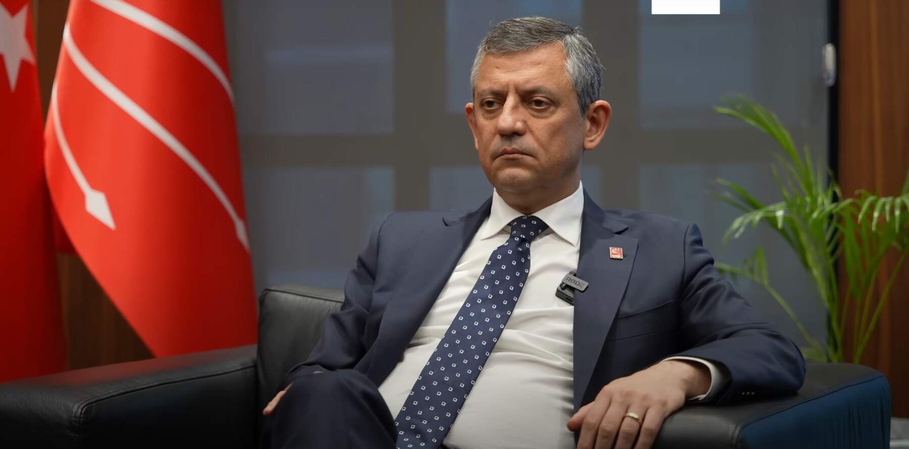 CHP’den ‘Darbe Girişimi’ İddiası: Özgür Özel, İmamoğlu Sürecini ve Türkiye Siyasetindeki Kritik Gelişmeleri Değerlendirdi