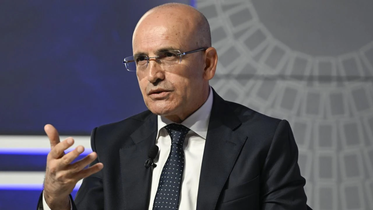 Mehmet Şimşek’ten Ekonomi Dünyasını Sarsan Enflasyon Tahmini