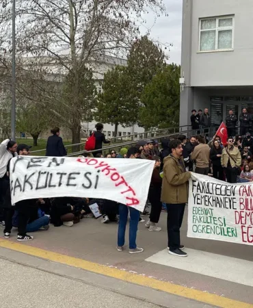 Hacettepe’de Öğrencilere Büyük Şok! Eyleme Katılmayanlar Bile Soruşturmada